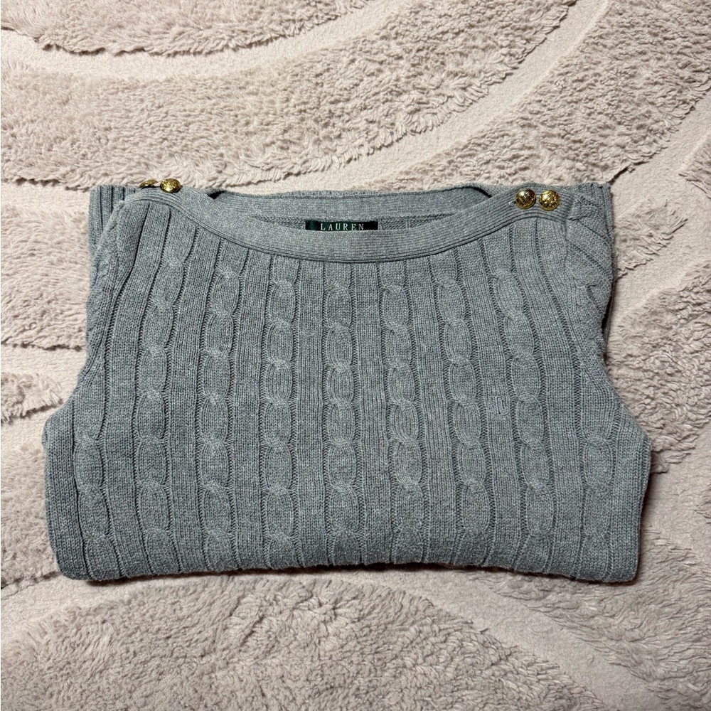 Ralph Lauren gray sweater timeless and chic! 🩶